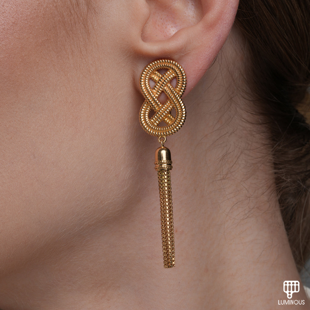 KNOT EARRING