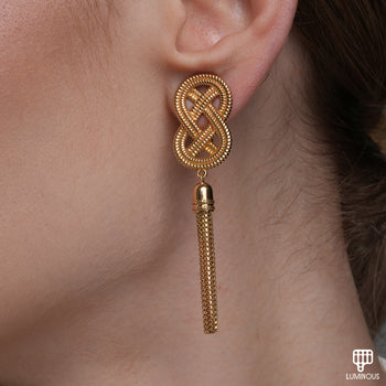 KNOT EARRING